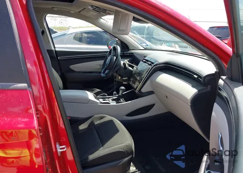 2022 Hyundai Tucson Sel z USA, uszkodzony, nr VIN 5NMJFCAE7NH096781